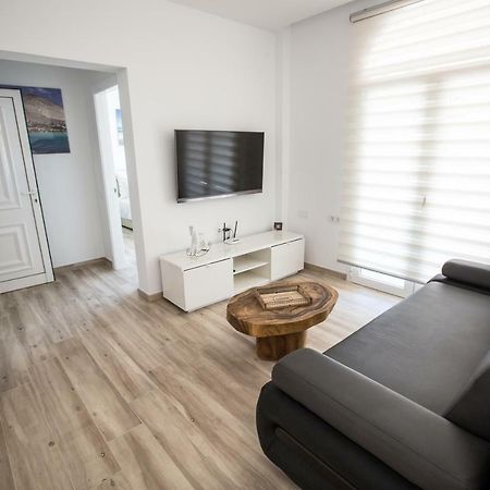 Villa Jandia Modern New Apartment Morro Jable Private Heated Pool Big Terrace And Parking Exterior photo
